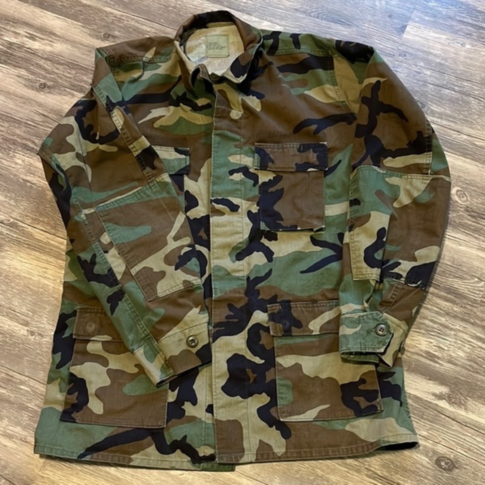 ARMY FATIGUE JACKET. MEN’S LARGE XLONG.